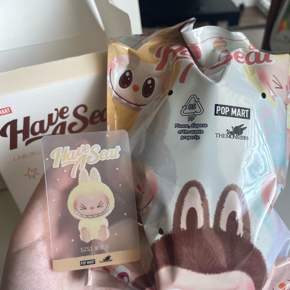 AUTHENTIC POP MART LABUBU Have a Seat Vinyl Plush - SISI(SEALED BAG)